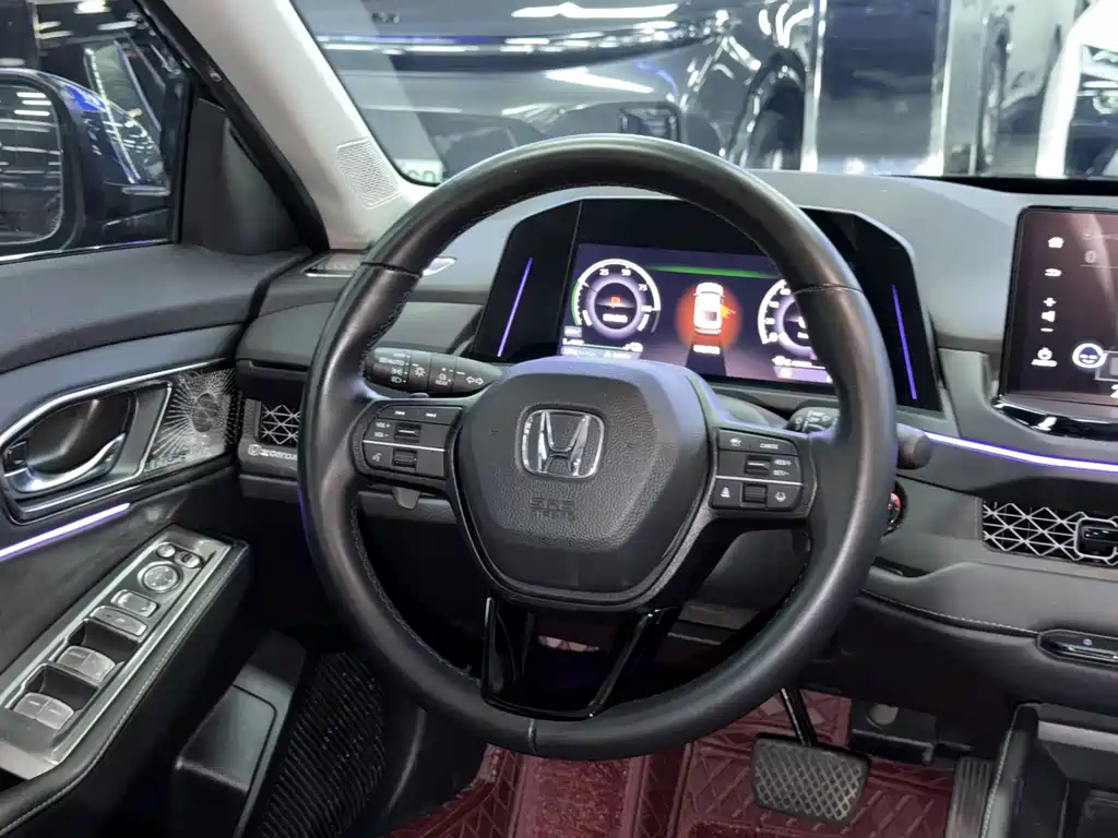 Honda Accord New Energy 2024 — фото 13
