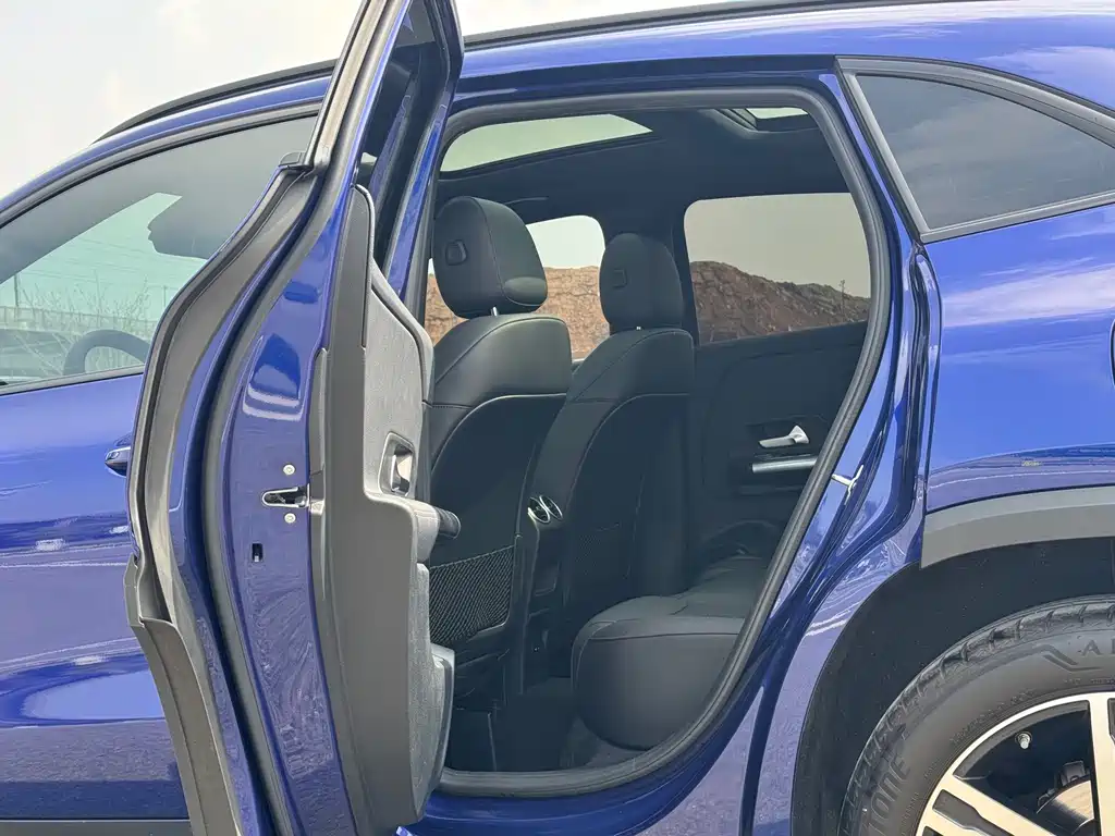 Mercedes-Benz GLA 2021 — фото 12
