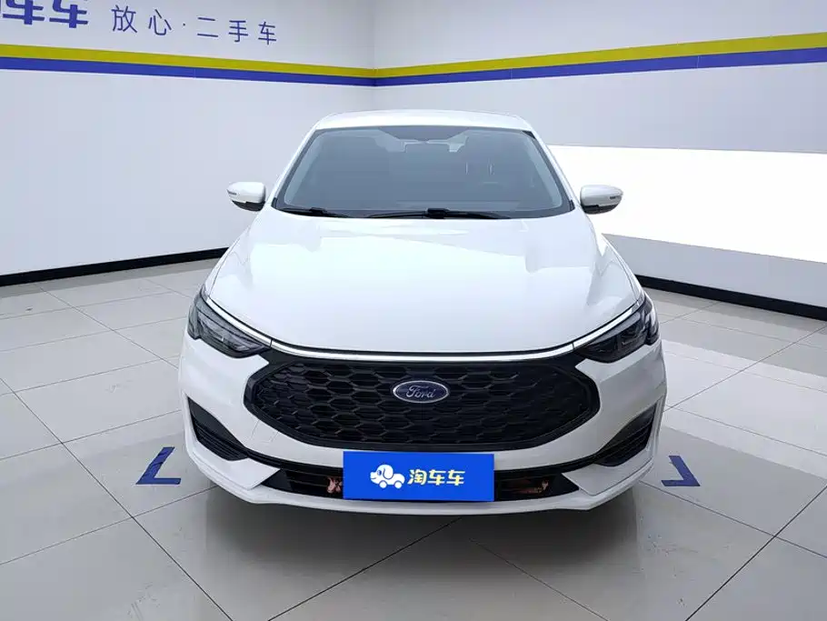 Ford Escort 2021