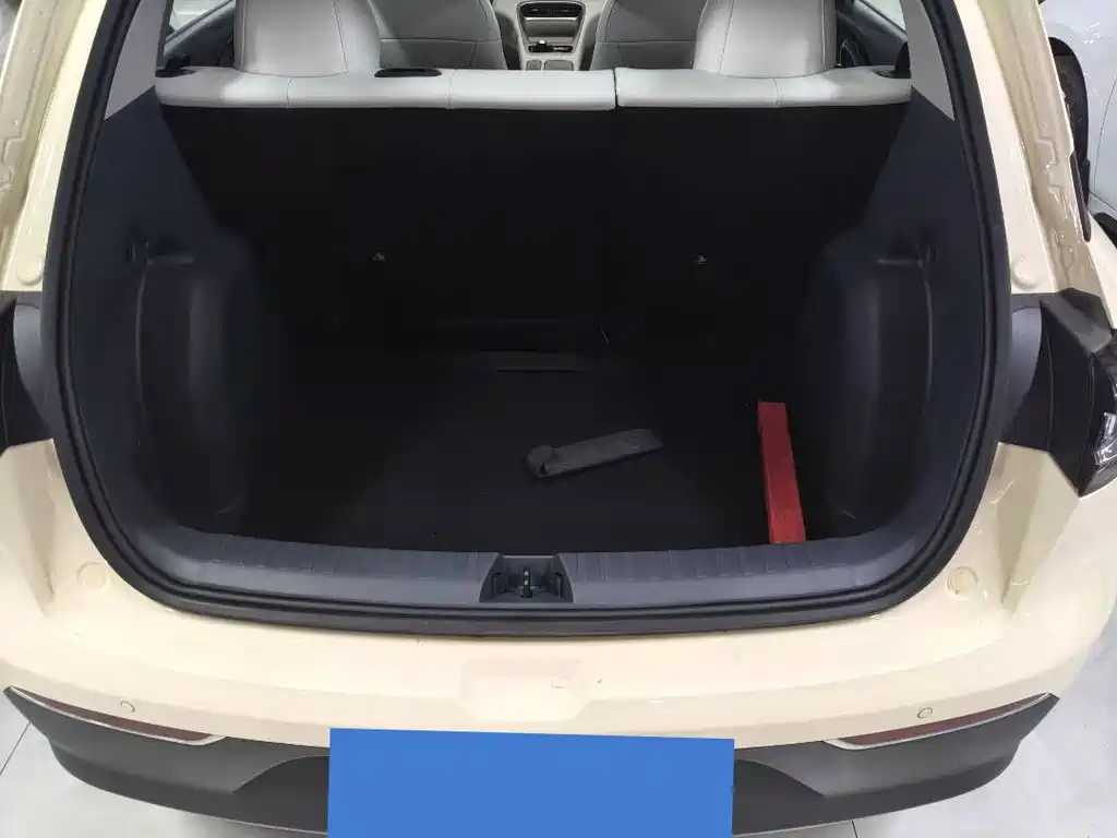 Geely Galaxy Starwish 2025 — фото 18