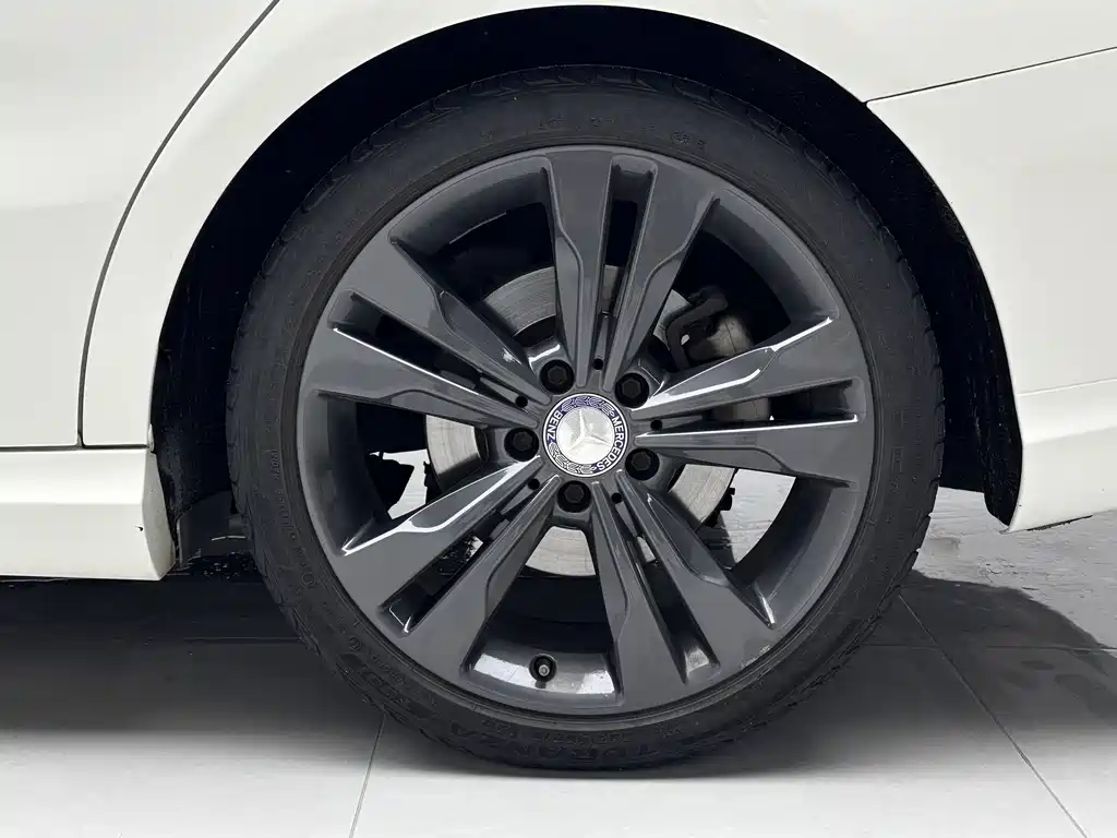 Mercedes-Benz CLA 2017 — фото 19
