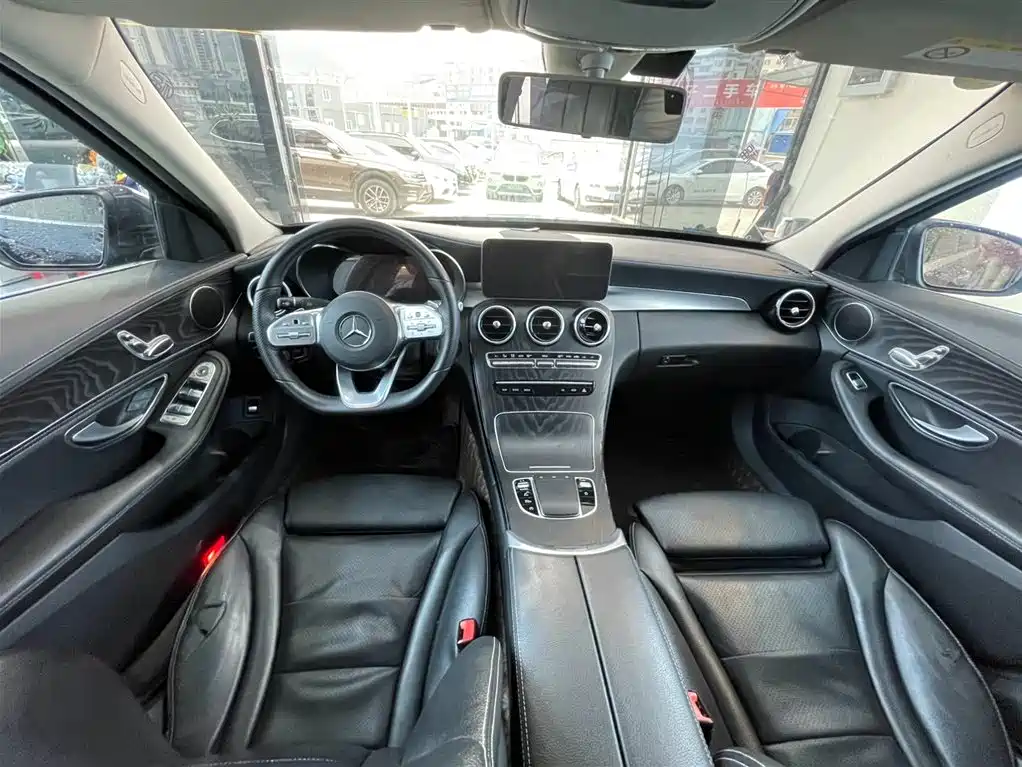 Mercedes-Benz C-Class 2020 — фото 14