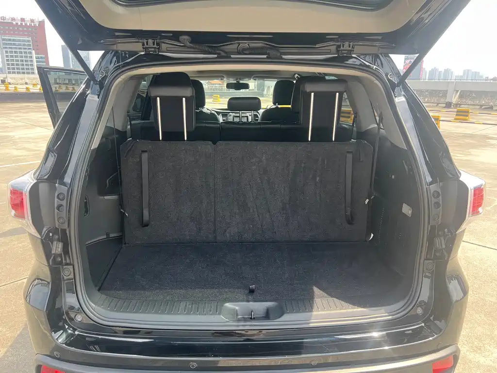 Toyota Highlander 2018 — фото 13