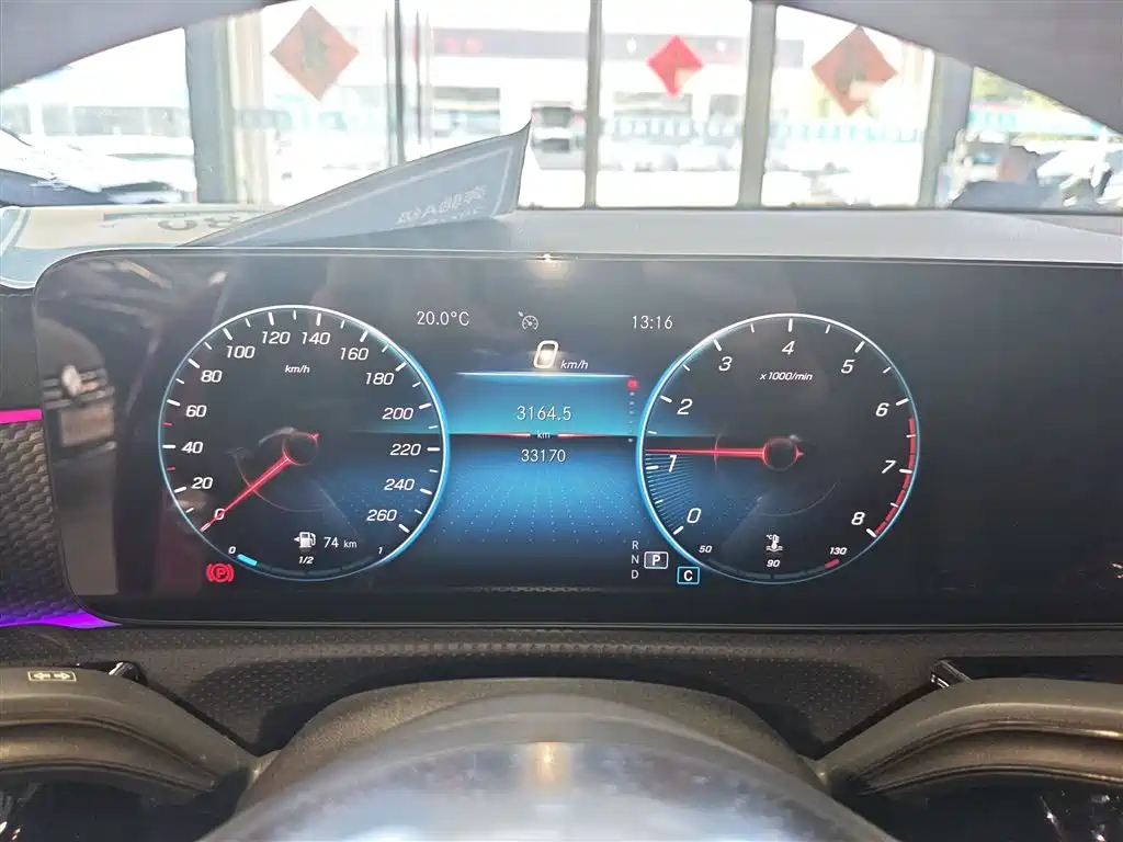 Mercedes-Benz A-Class 2022 — фото 12