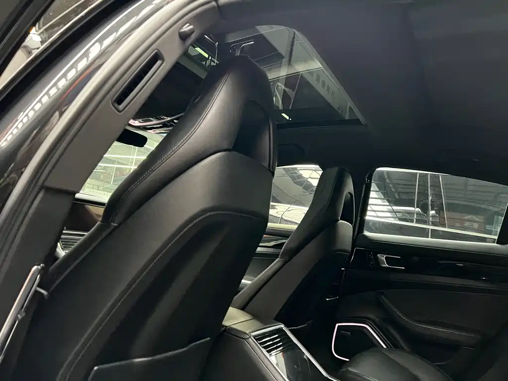 Porsche Panamera 2020 — фото 15