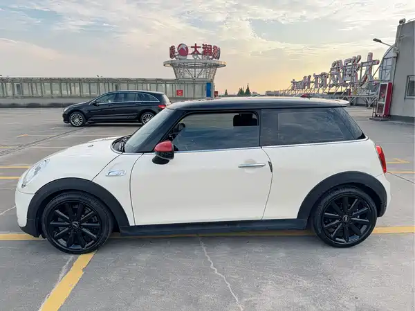MINI MINI 2014