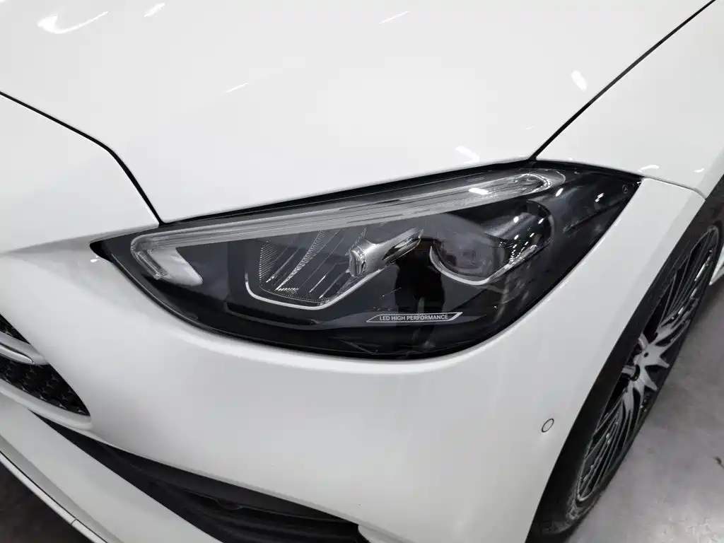 Mercedes-Benz C-Class 2026