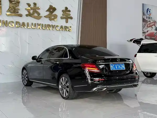 Mercedes-Benz E-Class 2016