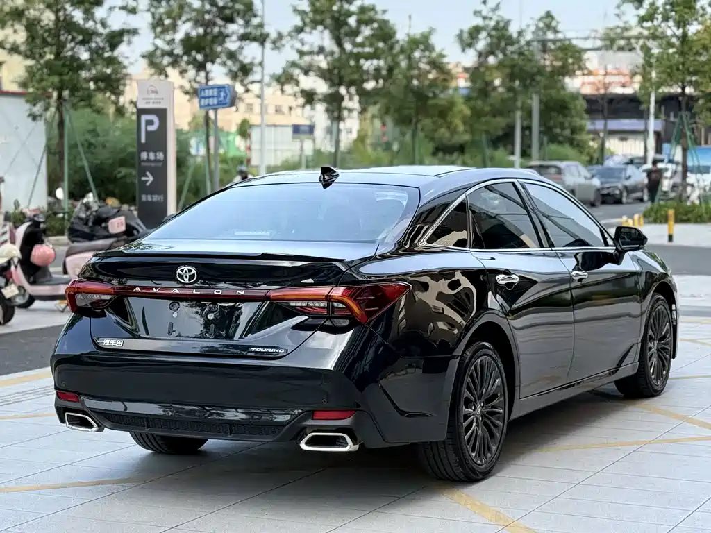 Toyota Avalon 2023 — фото 10