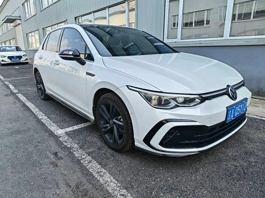 Volkswagen Golf 2022