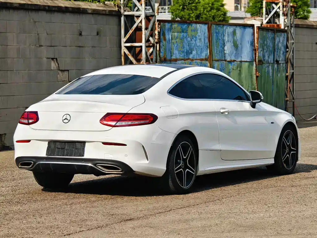 Mercedes-Benz C-Class 2019