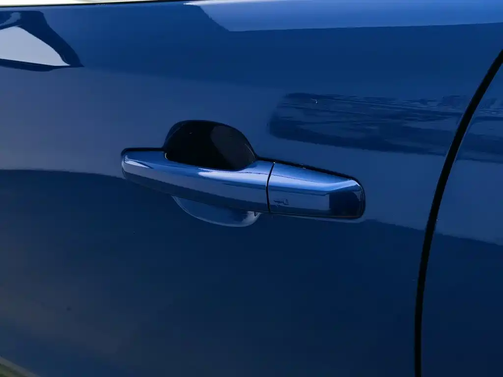 Jaguar F-PACE 2017 — фото 18
