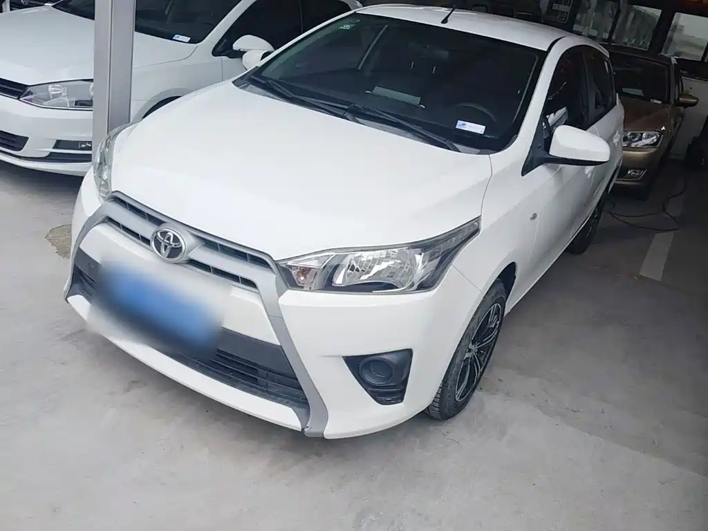 Toyota Yaris L 2016