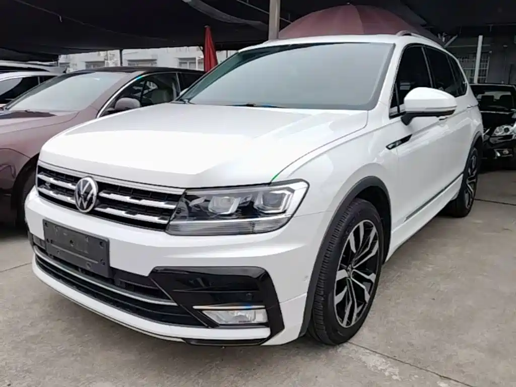 Volkswagen Tiguan L 2021 — фото 2