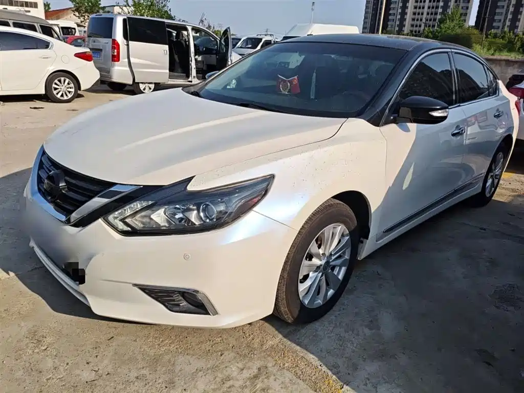 Nissan Teana 2017 — фото 1