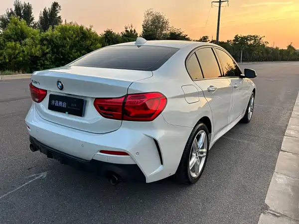 BMW 1 Series 2022