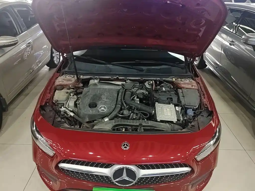 Mercedes-Benz A-Class 2020 — фото 20