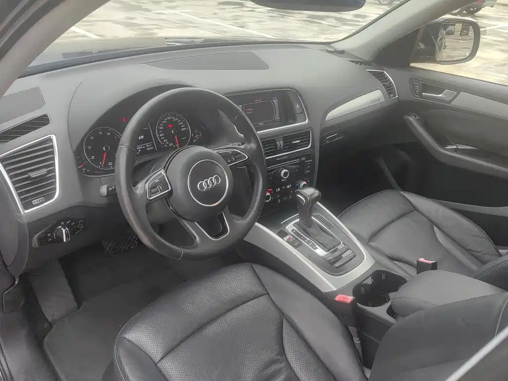 Audi Q5 2015 — фото 2