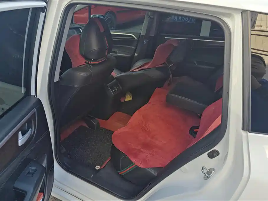 Honda Jade 2015 — фото 11