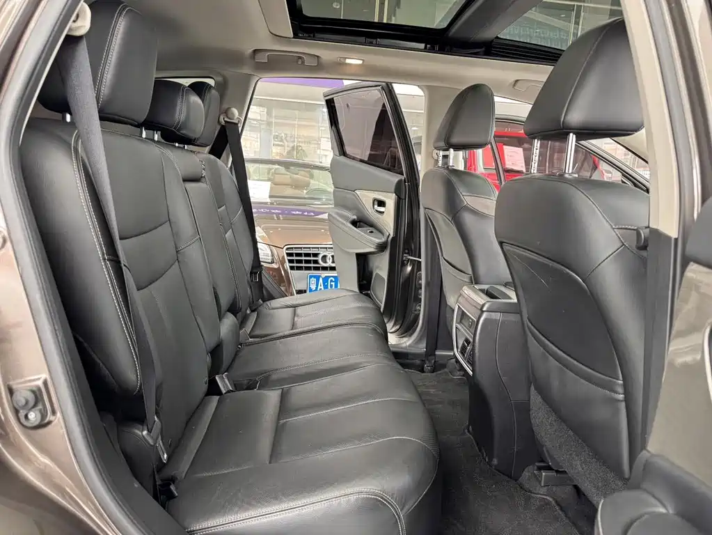 Nissan Murano 2018 — фото 16