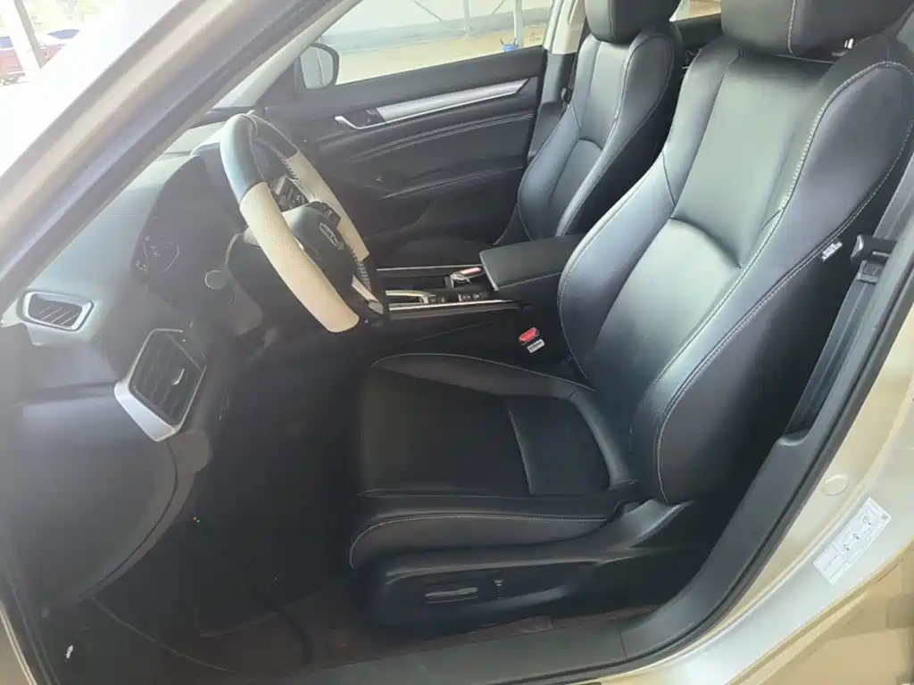 Honda Inspire 2021 — фото 15