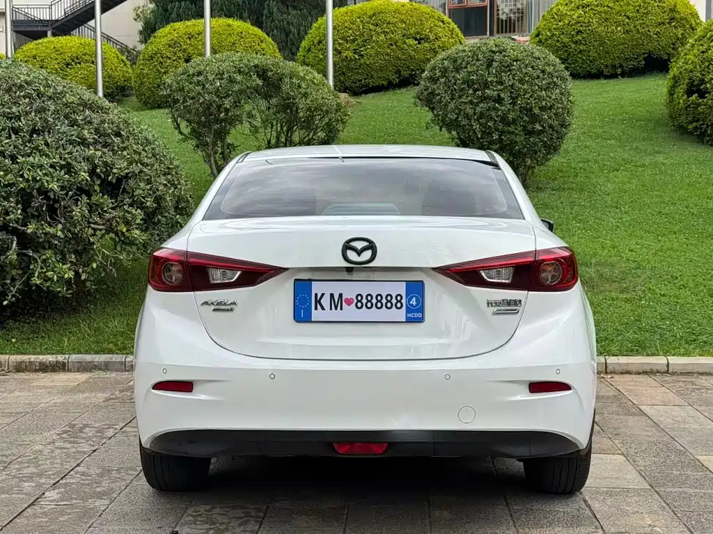 Mazda 3 Axela 2018