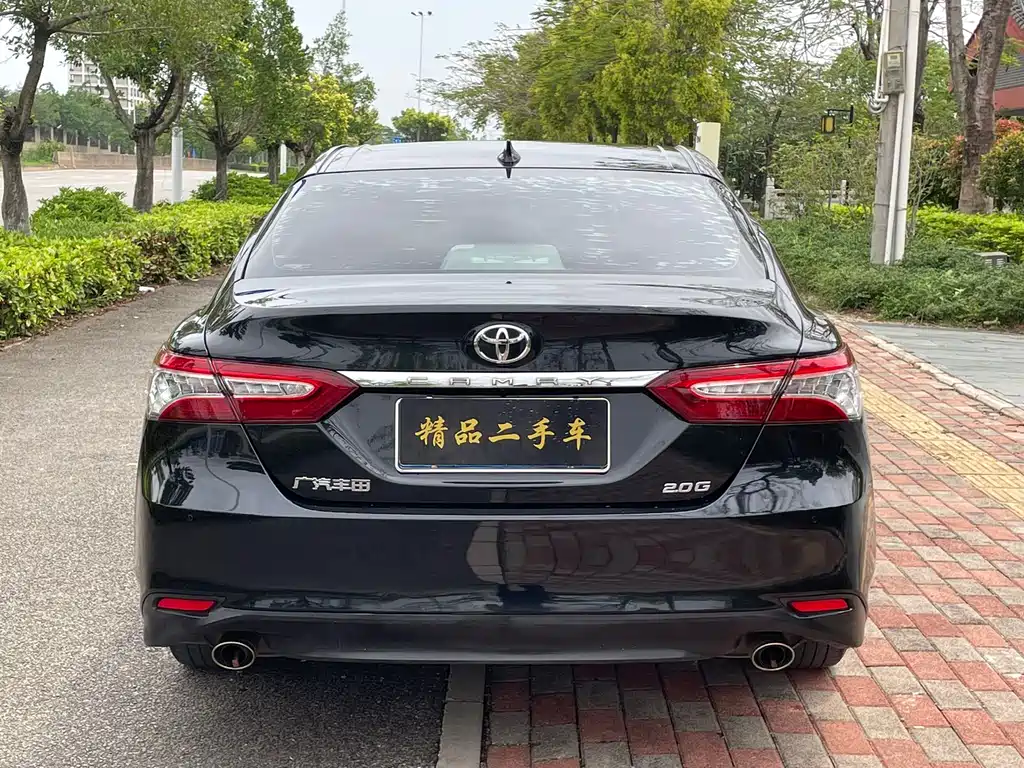 Toyota Camry 2023 — фото 11