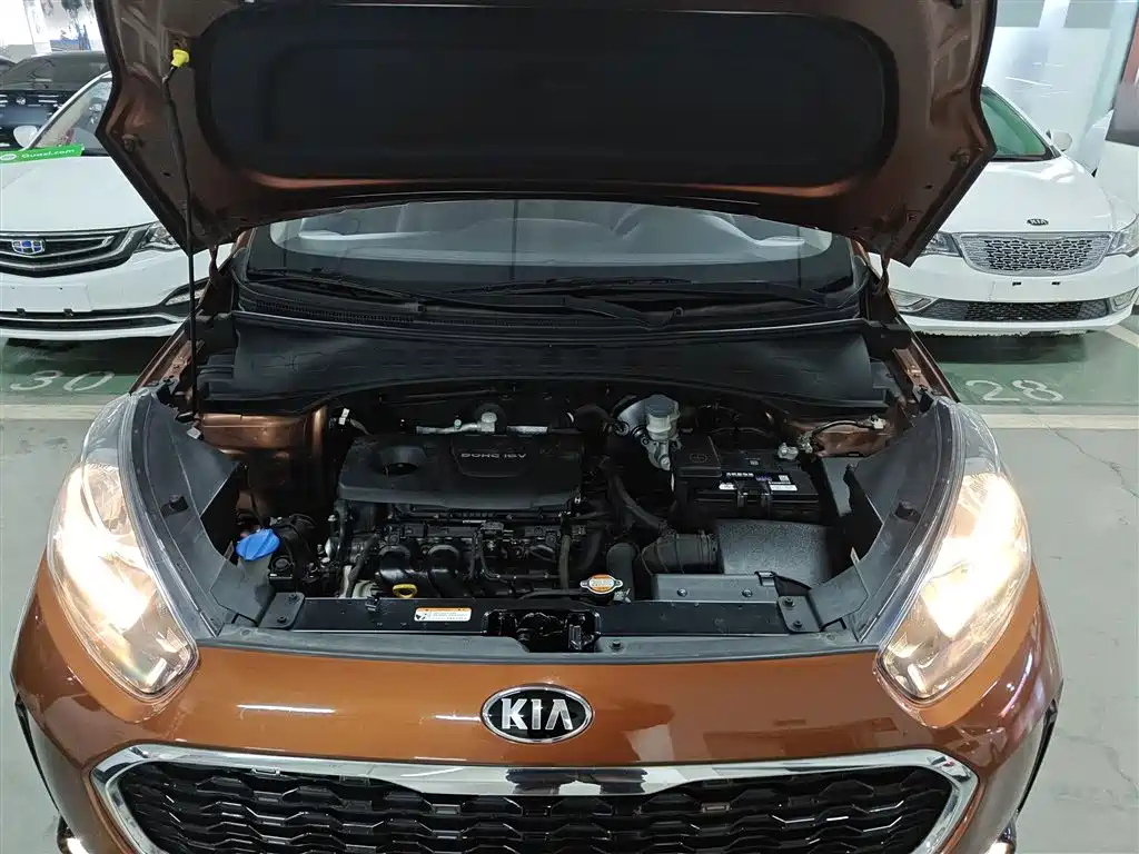 Kia KX3 2018 — фото 20