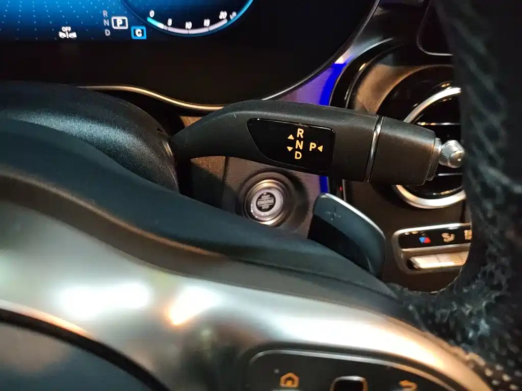 Mercedes-Benz C-Class 2021
