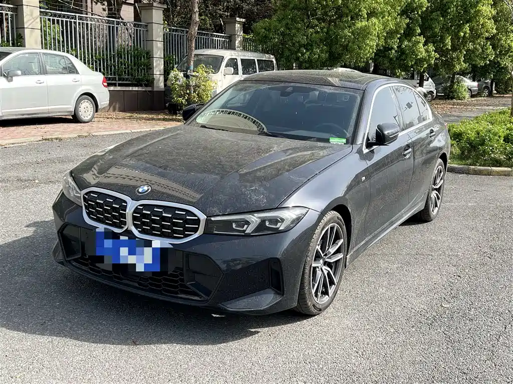 BMW 3 Series 2025 — фото 1