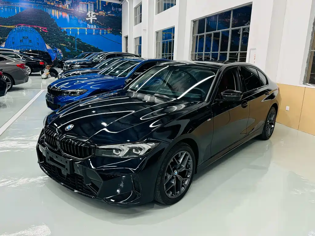 BMW 3 Series 2025 — фото 1
