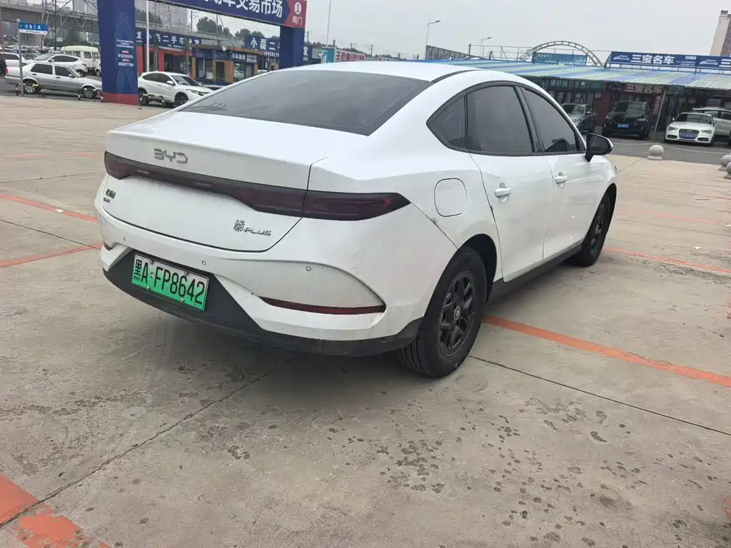 BYD Qin PLUS 2025 — фото 7