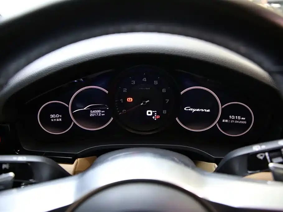 Porsche Cayenne 2018 — фото 16