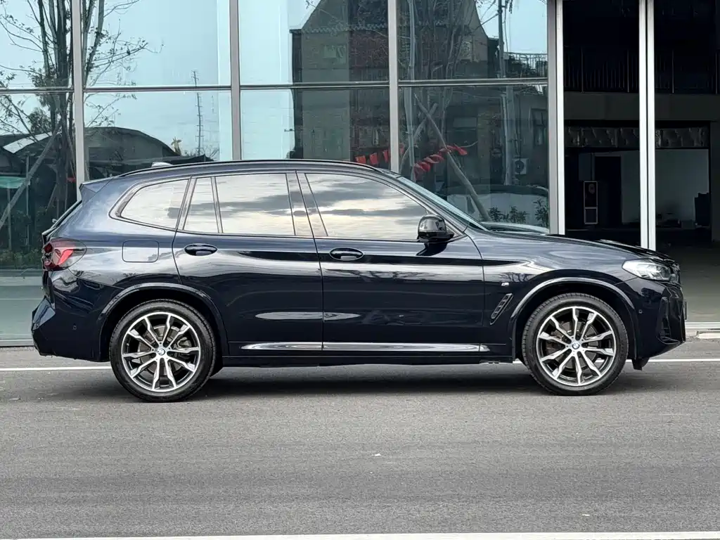 BMW X3 2023 — фото 8