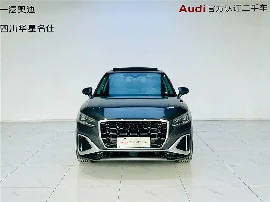 Audi Q2L 2022 — фото 2