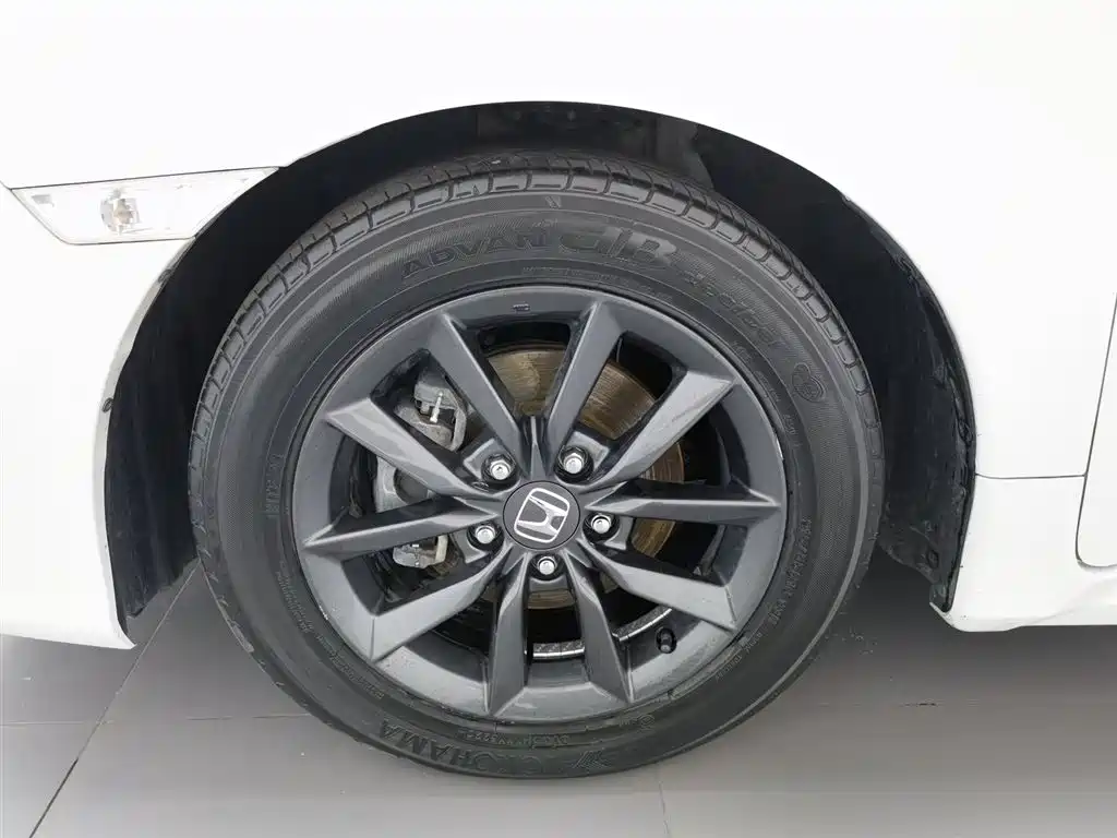 Honda Civic 2021 — фото 17