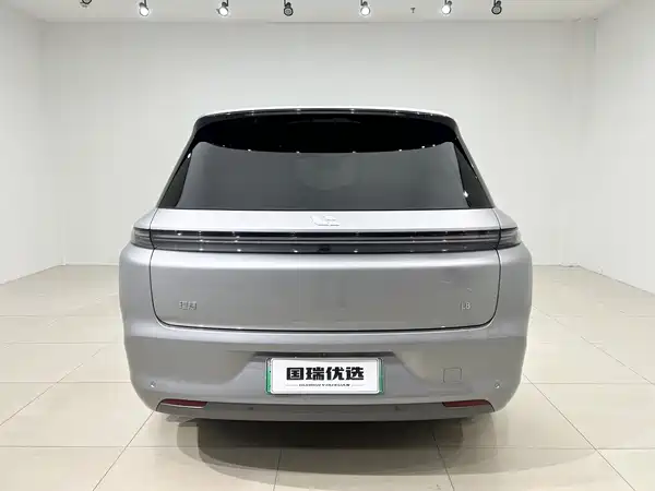 Li Auto L8 2023