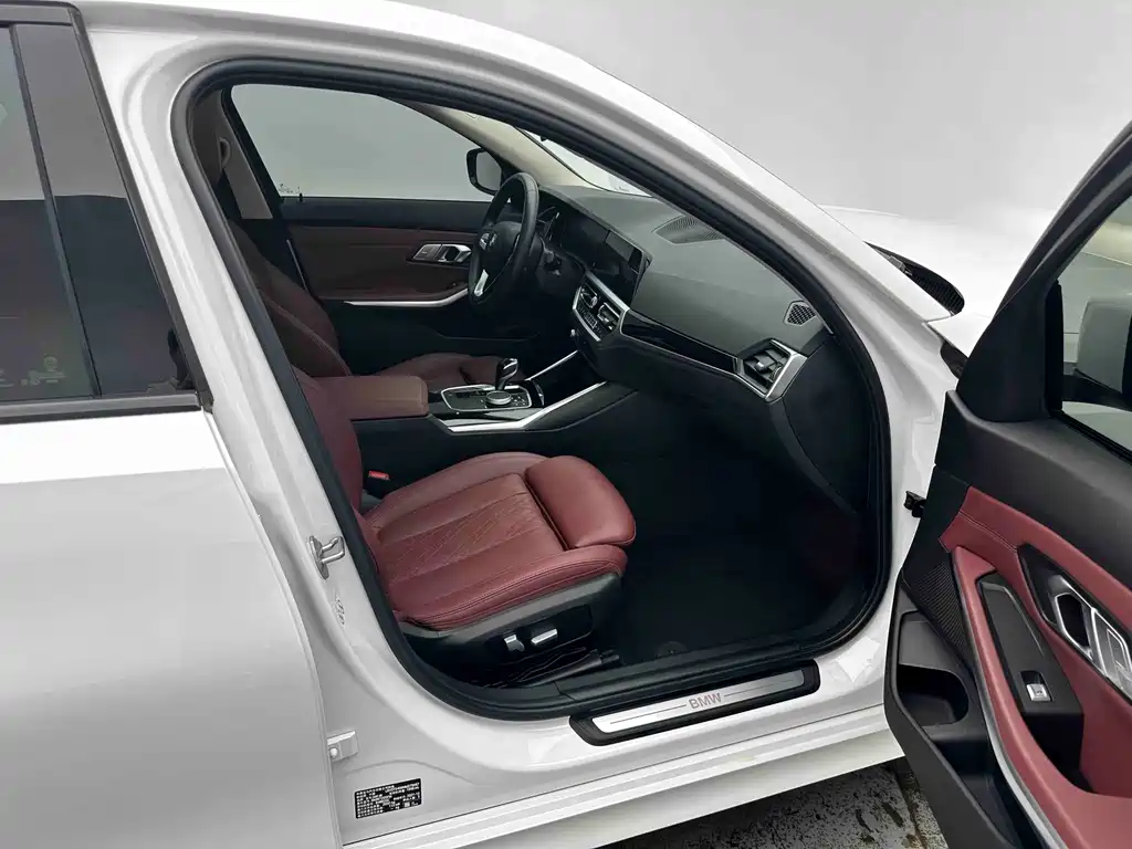 BMW 3 Series 2022
