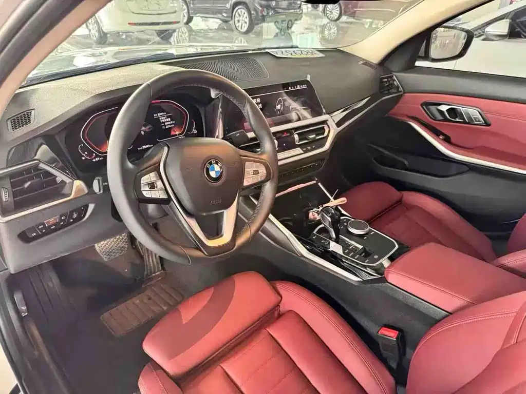 BMW 3 Series 2021