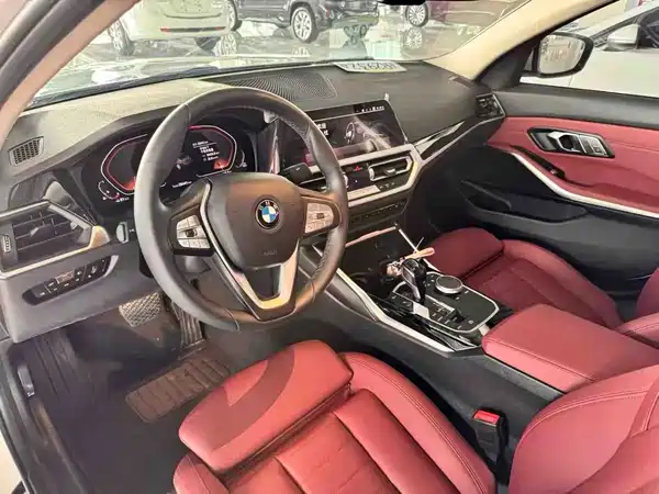 BMW 3 Series 2021