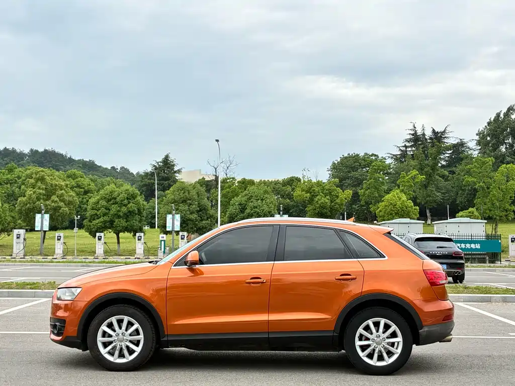 Audi Q3 2015 — фото 8