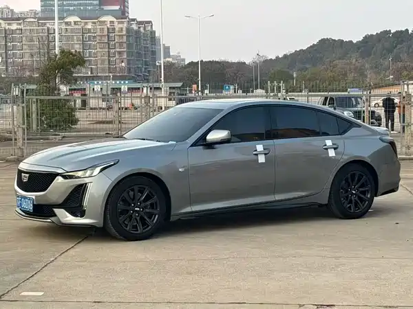 Cadillac CT5 2023