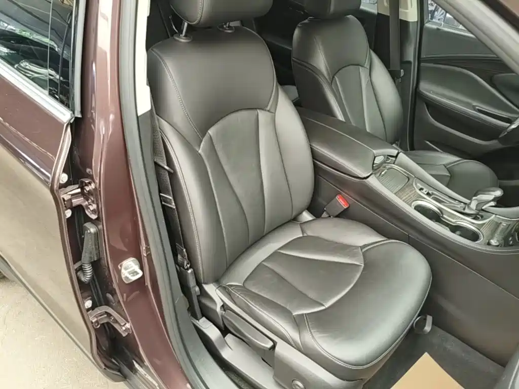 Buick Envision Plus 2019 — фото 25
