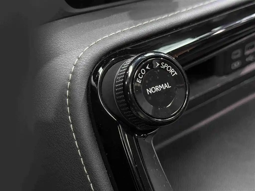 Lexus NX 2023 — фото 9