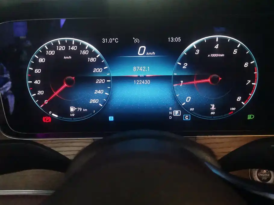 Mercedes-Benz E-Class 2022 — фото 14