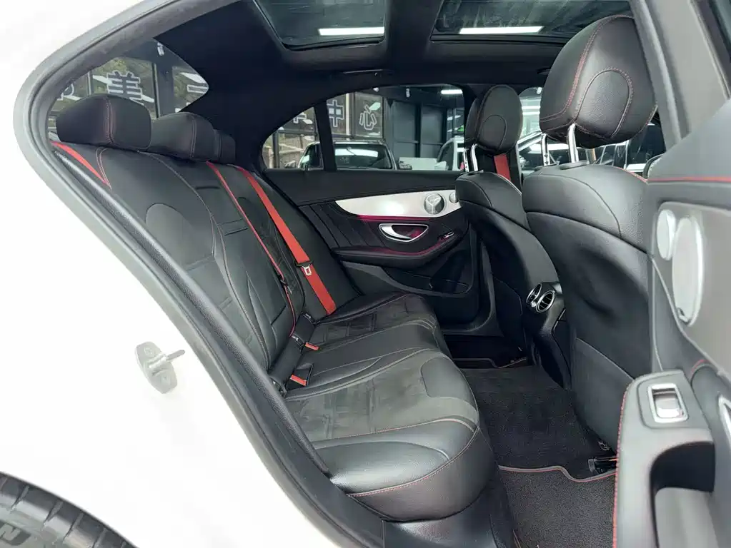 Mercedes-Benz C-Class AMG 2019 — фото 11