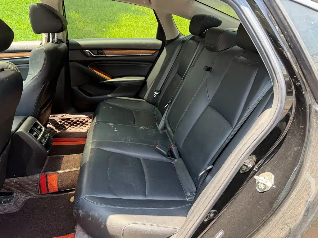 Honda Accord 2022 — фото 12