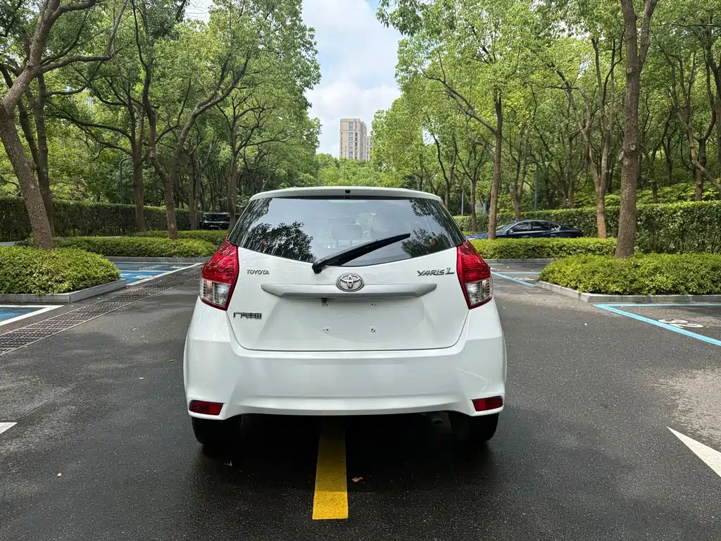 Toyota Yaris L 2016
