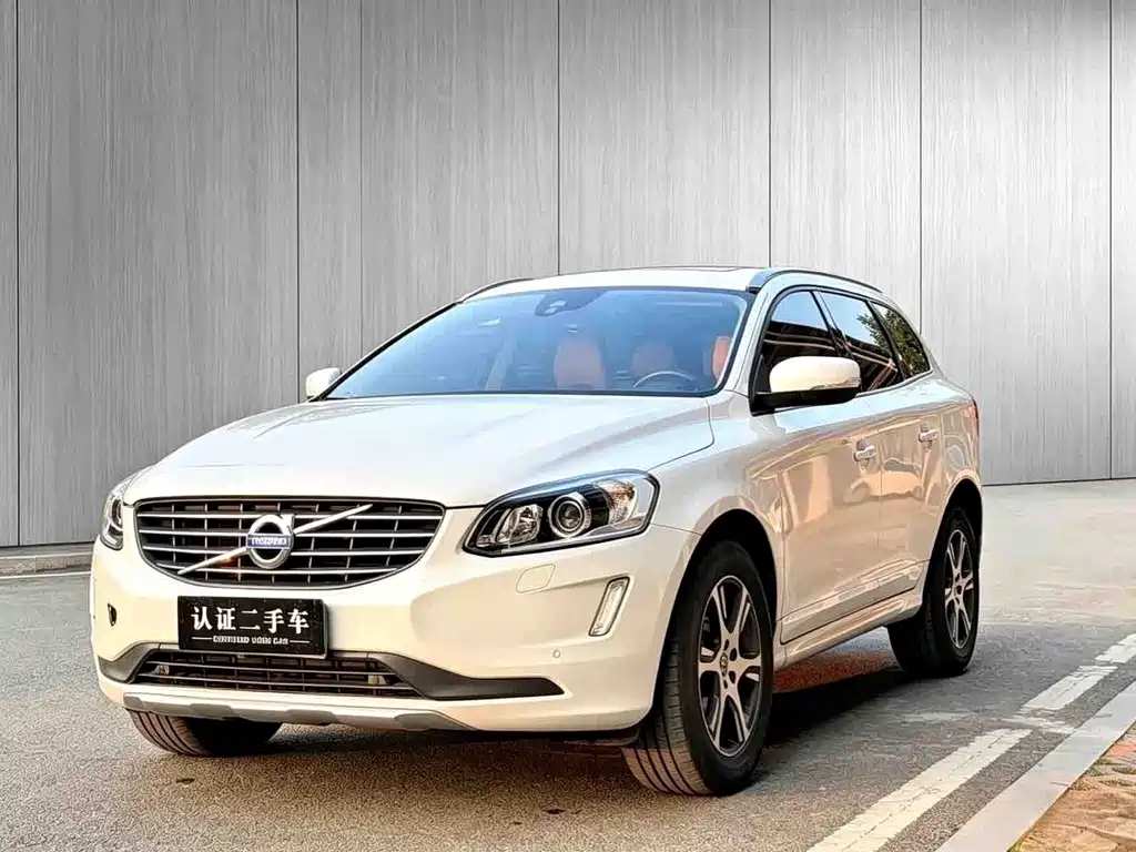 Volvo XC60 2014 — фото 1