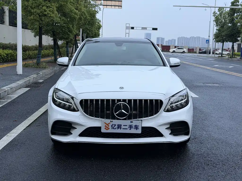 Mercedes-Benz C-Class 2020 — фото 2